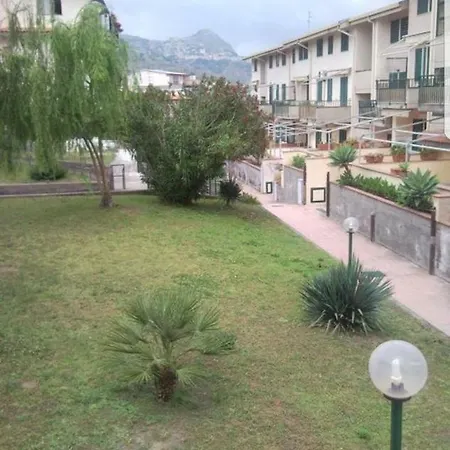 Casa Sileno Giardini Naxos