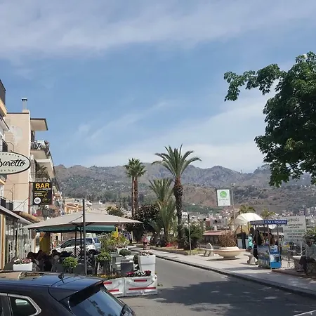 Casa Sileno * Джардини-Наксос