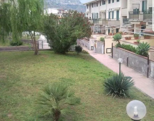 Casa Sileno Giardini Naxos